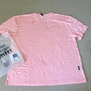 Men's Short Sleeve Crew Neck Tee in Light Pink